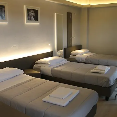 Hostel Plus Florence *
