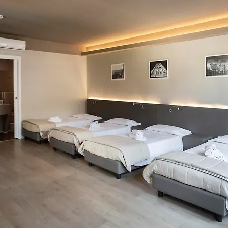 Hostel Plus Florence *