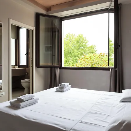 Plus Florence Hostel