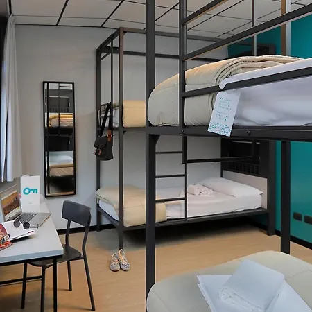 Plus Florence Hostel *