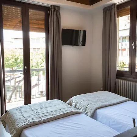 Plus Florence Hostel *
