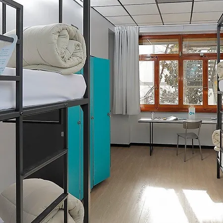 Plus Florence Hostel *