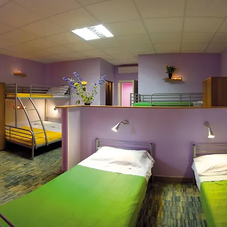 Plus Florence Hostel *