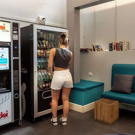 بلس فلورانس بيت شباب *