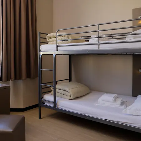 Plus Florence Hostel *